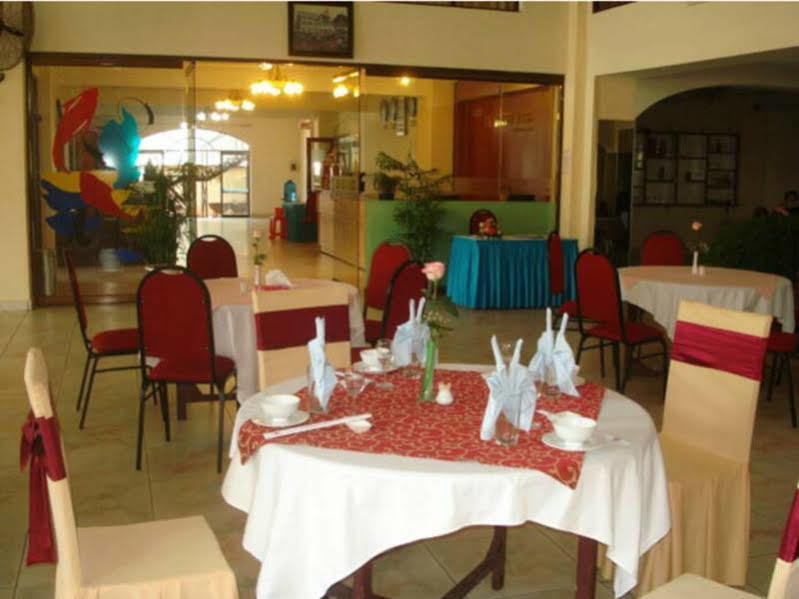 Cao Nguyen Hotel Буон Ма Туот Екстериор снимка