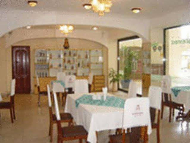 Cao Nguyen Hotel Буон Ма Туот Екстериор снимка